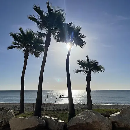 Moderno Piso Mirando Al Mar