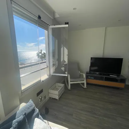 Апартаменты Moderno Piso Mirando Al Mar