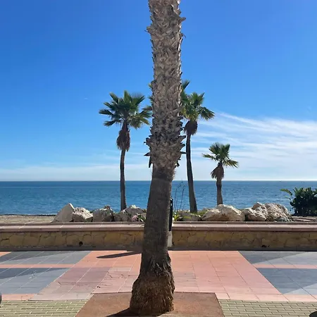 Moderno Piso Mirando Al Mar Apartment