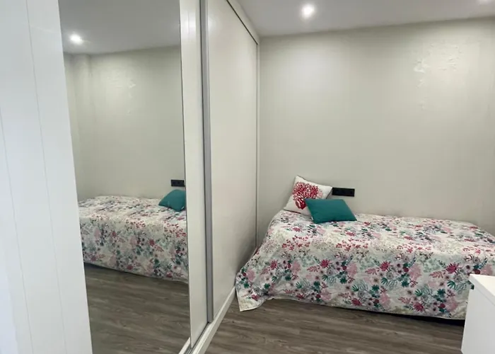 Moderno Piso Mirando Al Mar 토레몰리노스