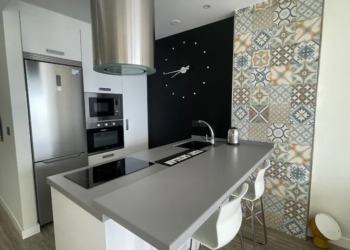 Moderno Piso Mirando Al Mar * Torremolinos