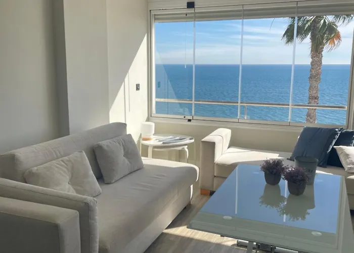 Moderno Piso Mirando Al Mar Apartment